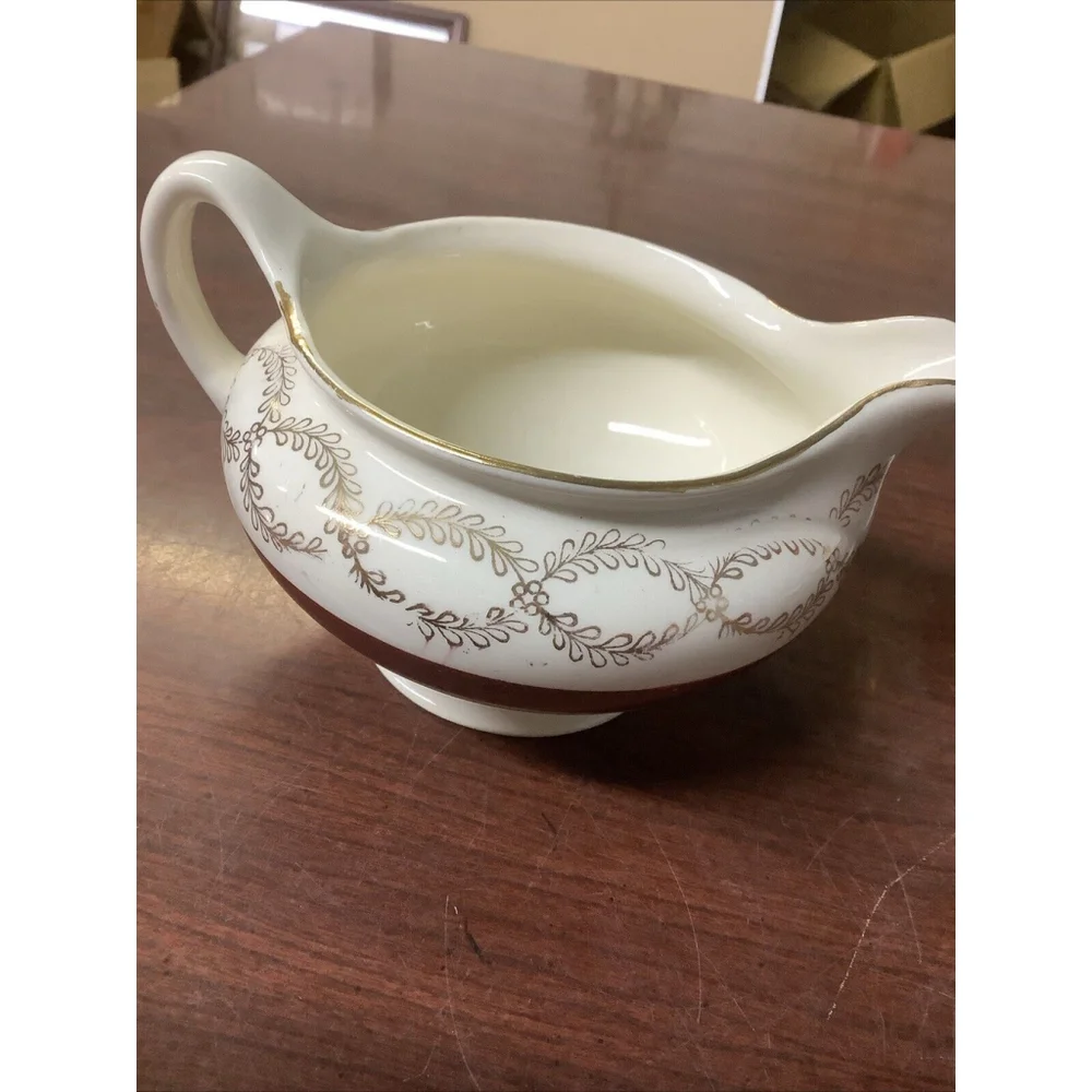 VINTAGE HOMER LAUGHLIN EGGSHELL NAUTILUS C46N5 FLORAL Sugar And Creamer